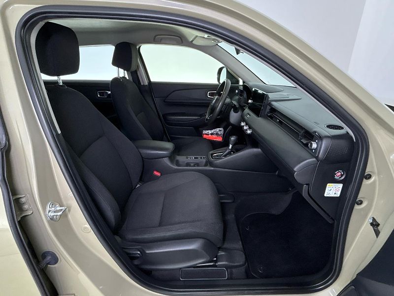 Honda HR-V Elegance e-CVT - fotka 9 z 26