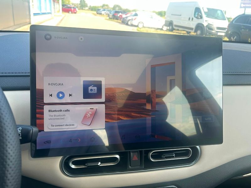 Dongfeng Ostatní EXCLUSIVE - fotka 13 z 21