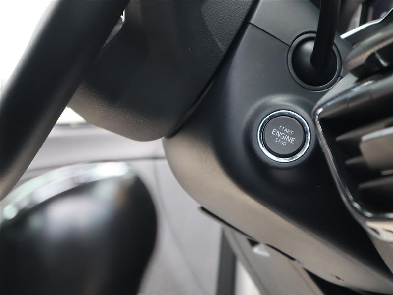 Škoda Octavia 2,0 TDi Style Virtual LED - fotka 31 z 35