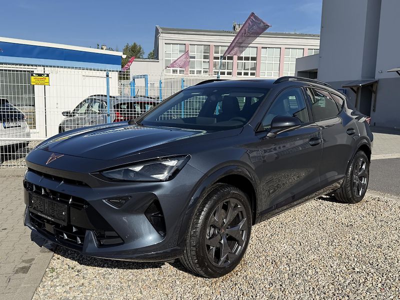 Cupra Formentor 1,5 eTSi/110kW - DSG - fotka 3 z 92