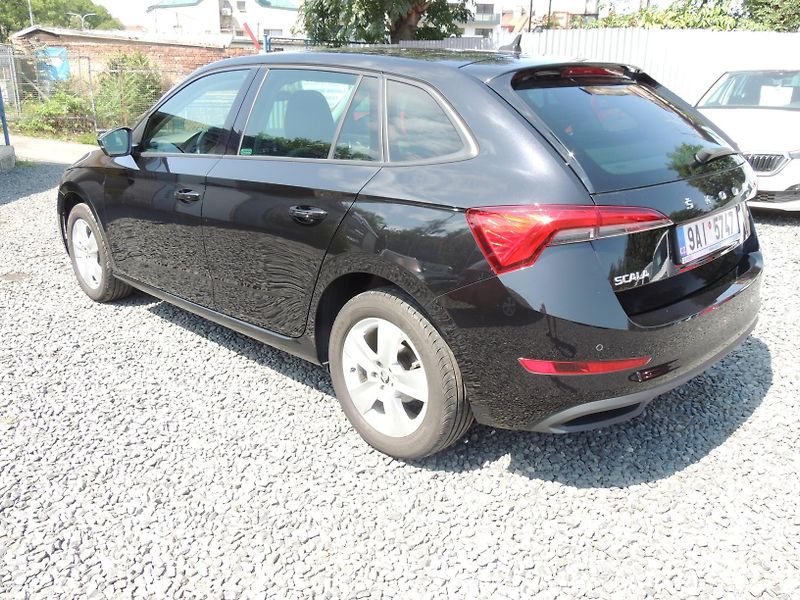 Škoda Scala (2022) 1.5TSi,110kw,AMB+,ČR,1.majitel - fotka 7 z 43