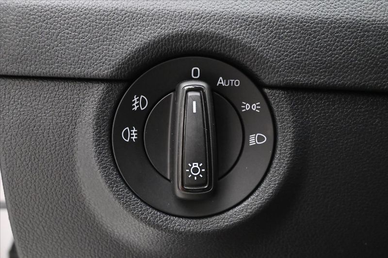 Škoda Octavia 1,5 TSI 110kW Style Tažné Záru - fotka 25 z 29