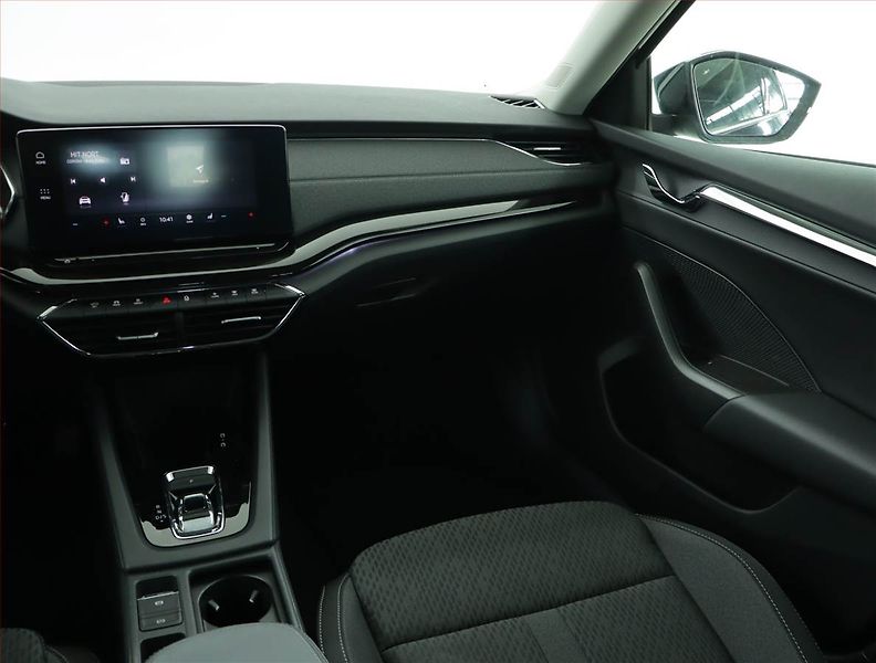 Škoda Octavia (2022) 2.0 TDI, Automat, ČR,1.maj - fotka 8 z 16