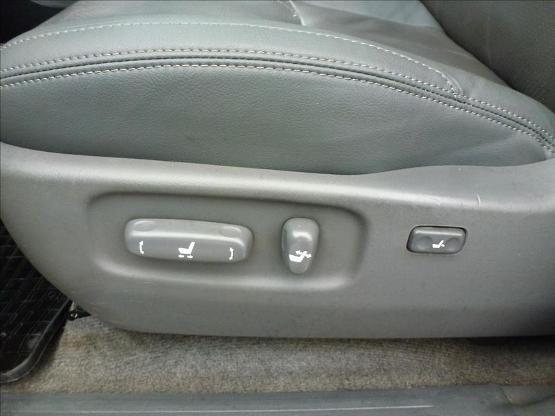 Toyota Land Cruiser 3,0 120 D4-D Lux+ Automat - fotka 47 z 58
