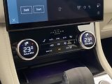 Jaguar F-Pace D300 R-DYNAMIC HSE AWD AUT CZ - náhled 38