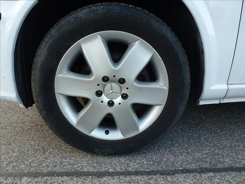 Mercedes-Benz Vito 2,2 113CDI  KAWA 5 míst - fotka 38 z 46