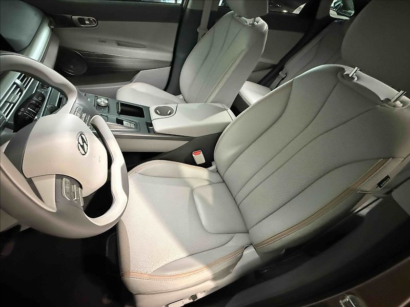 Hyundai Nexo 0,0 VODÍKOVÝ POHON - fotka 20 z 29