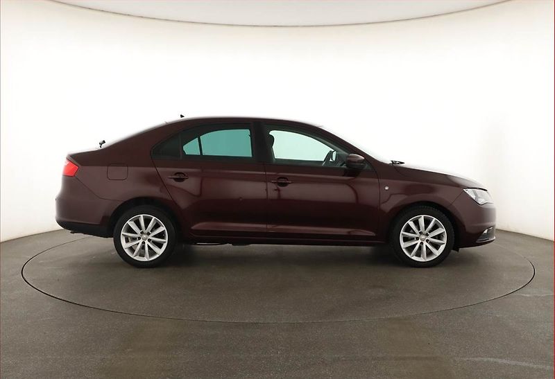 Seat Toledo (2013) 1.2 TSI, Tempomat - fotka 6 z 13
