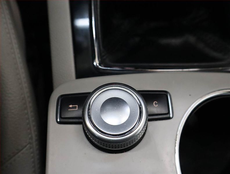 Mercedes-Benz GLK (2011) 200 CDI, Kůže, Park. senzory - fotka 16 z 20