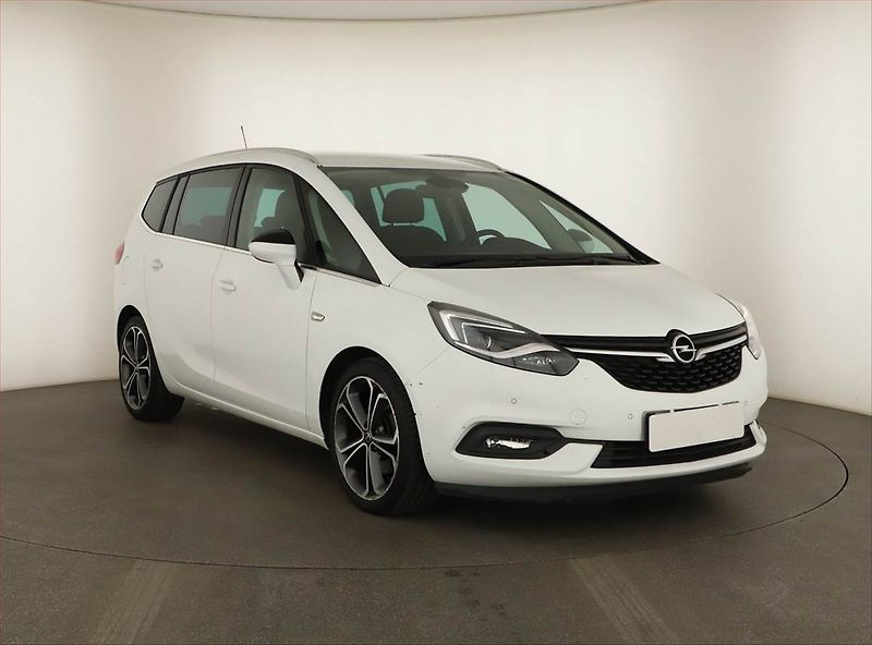 Opel Zafira (2019) 1.6 Turbo, 7 míst, Navi - fotka 1 z 14