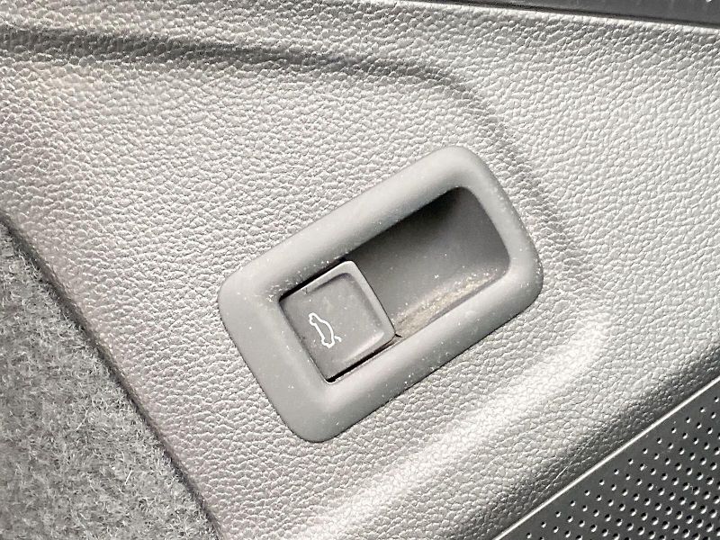 Škoda Superb (2024) Combi 2.0 TDI DSG L&K - fotka 26 z 42