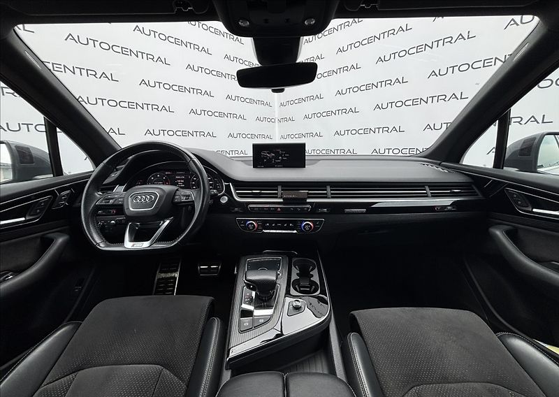 Audi Q7 3,0 TDi,QUATTRO,S-LINE,NEHAVAR - fotka 31 z 41