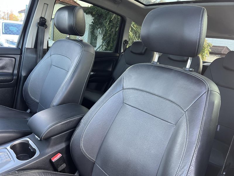 Ford S-MAX 2.0TDCi 103kw AUTOMAT ALU KLIM - fotka 10 z 40