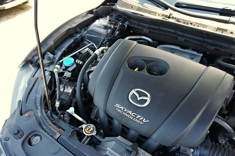 Mazda 6 (2013) 6 2.0 107 kW - fotka 46 z 46