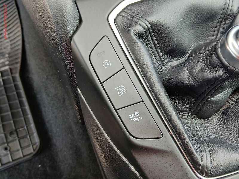 Ford Focus (2019) 1.5 TDCi, AC, temp - fotka 18 z 20