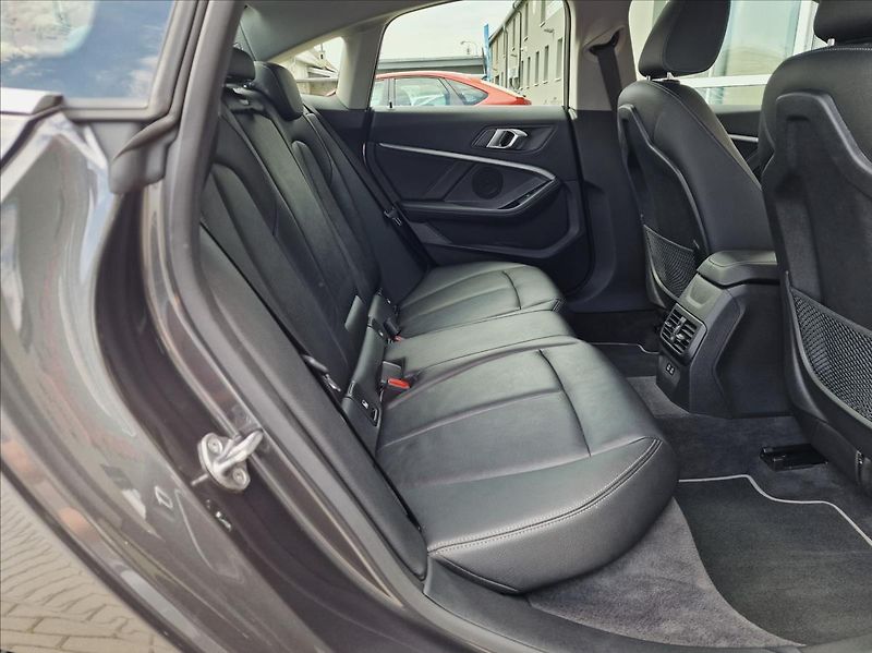 BMW Řada 2 218d GranCoupe,Luxury,ČR,1Maj - fotka 15 z 49