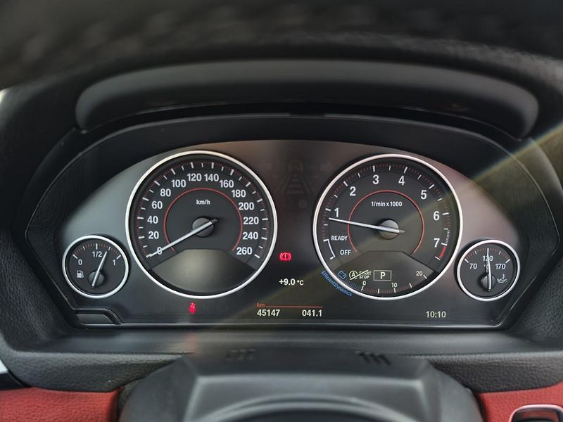 BMW Řada 4 (2015) 435ixDrive TOP CABRIO ČR 1.MAJ - fotka 24 z 48