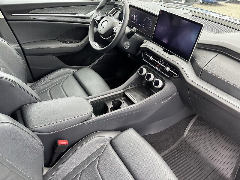 Škoda Kodiaq (2024) 2.0 TDI 4x4 DSG Exclusive Sele - fotka 8 z 33