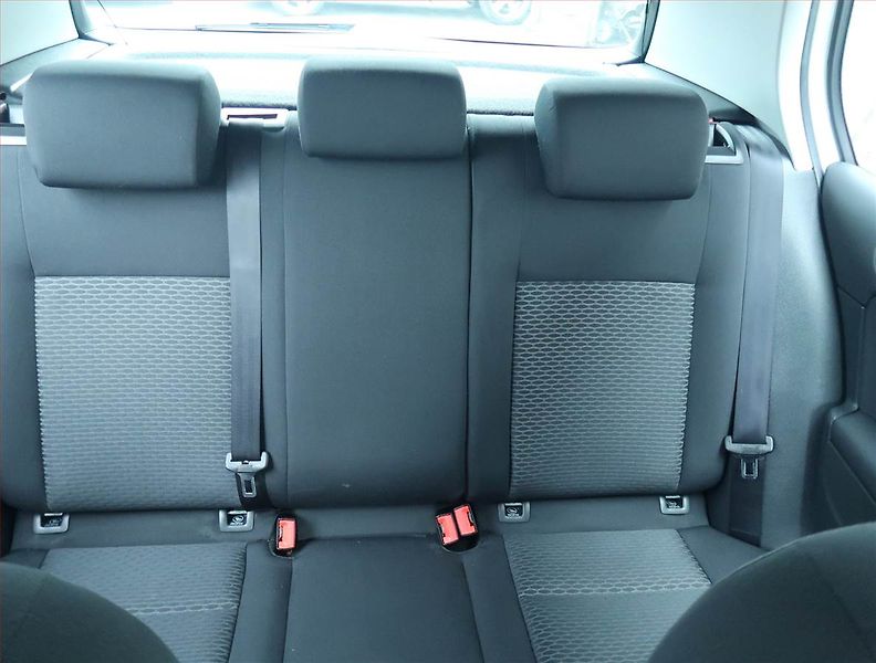 Volkswagen Golf (2011) 1.2 TSI, ČR,1.maj, Tempomat - fotka 10 z 15
