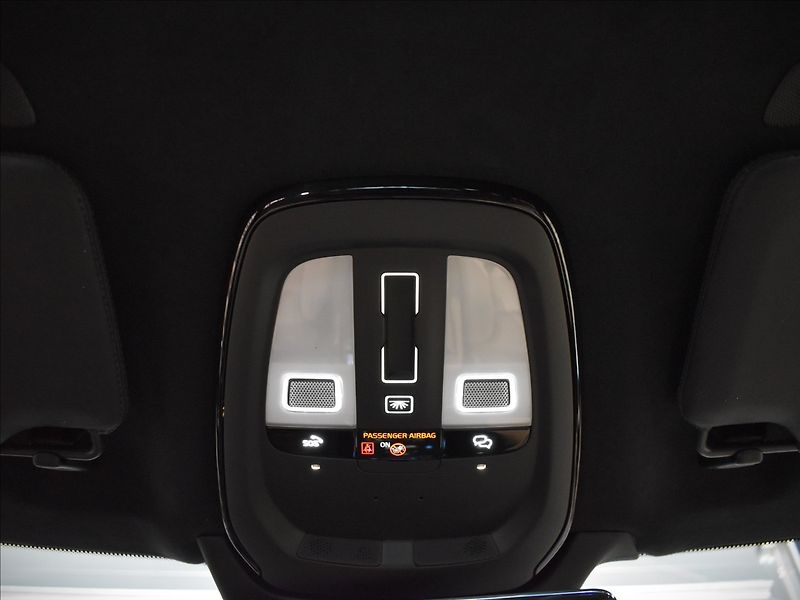 Volvo XC90 (2026) 2,0 T8  Ultra Dark - fotka 36 z 40