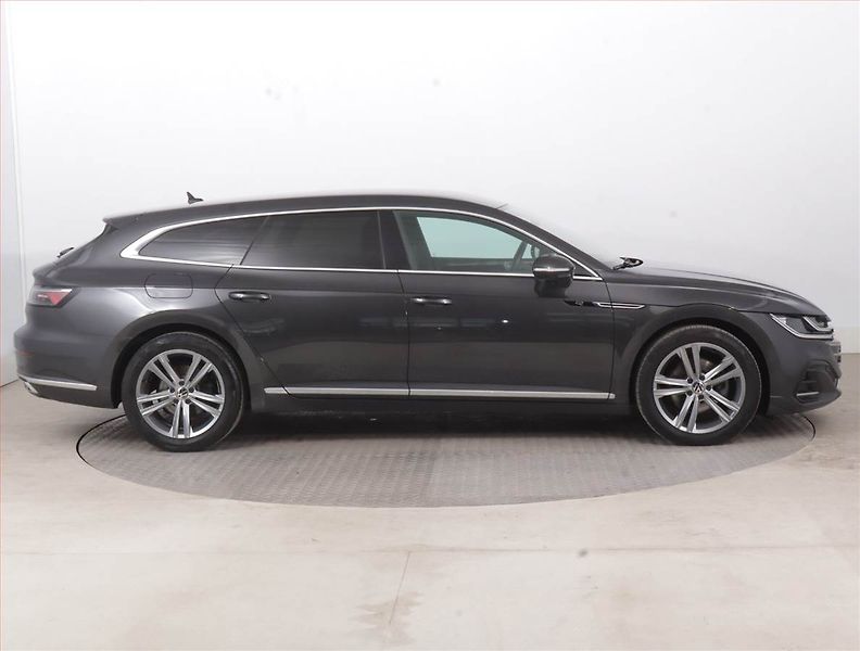 Volkswagen Arteon (2023) 2.0 TDI - fotka 6 z 18