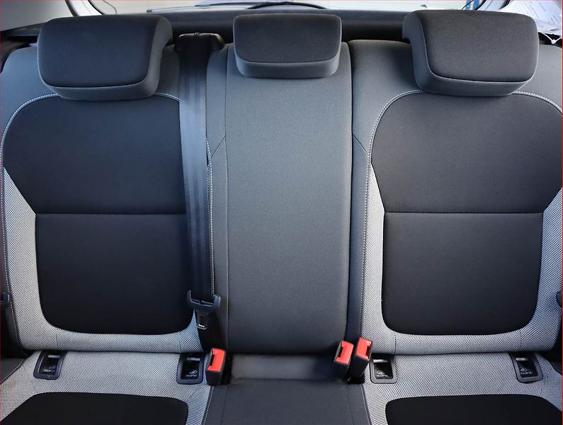 Škoda Fabia (2016) 1.2 TSI, Serv.kniha - fotka 10 z 16
