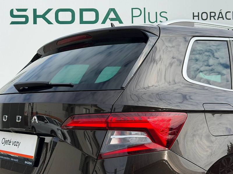 Škoda Karoq Style Plus 1,5 TSI 110kW 7° DS - fotka 37 z 38