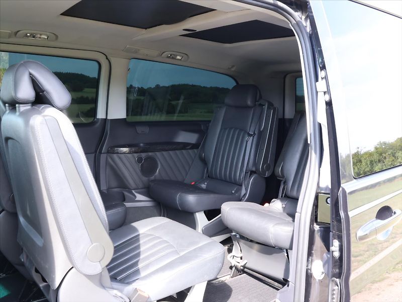 Mercedes-Benz Viano 3,0 CDI 165kW Aut. 6-Míst Tažn - fotka 14 z 34