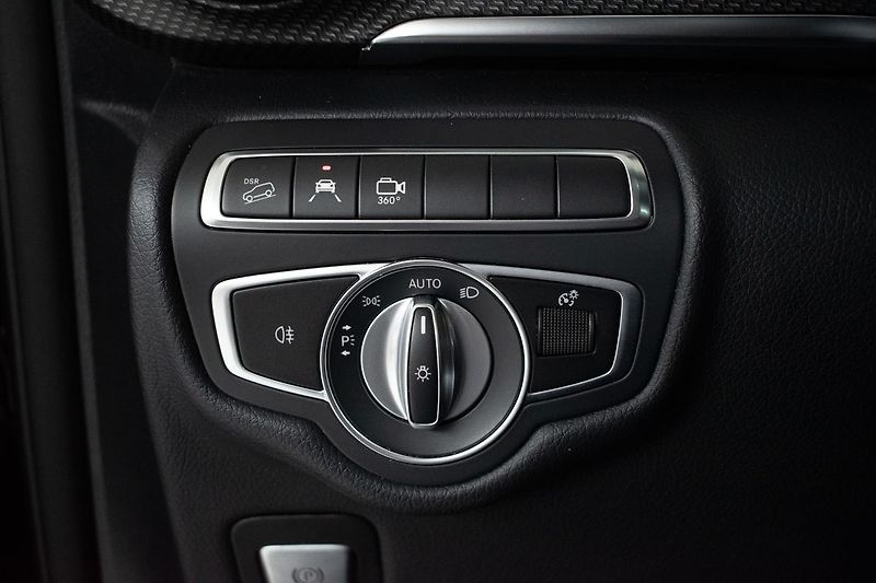 Mercedes-Benz Třídy V Long 300d 4MATIC*TAŽNÉ*ČR 1.M - fotka 20 z 46