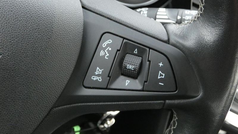Opel Astra 1.5 CDTi 90kW Elegance ST S/S - fotka 12 z 23