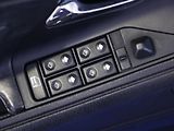 BMW Řada 8 5,6 850 CSI 280 kW 1. Majitel - náhled 15