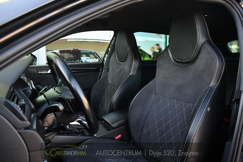 Škoda Superb 2,0TDI SPORTLINE DSG ČR 1.MAJ  - fotka 11 z 56