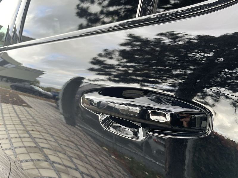 Volvo C40 Recharge Twin motor 82kWh - fotka 7 z 38