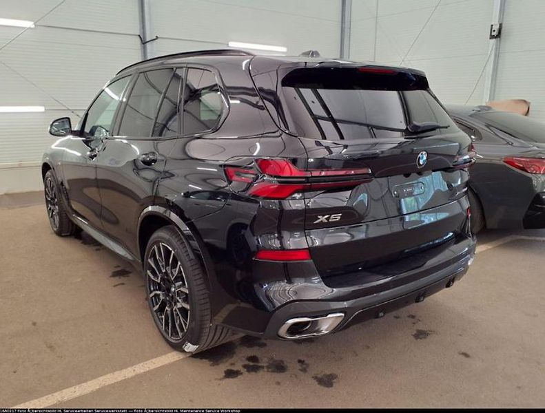 BMW X5 xDrive30d - fotka 5 z 8