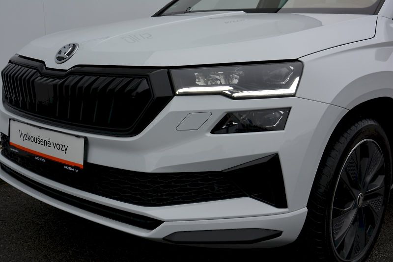 Škoda Karoq (2023) 1.5 TSI 110 KW SPORT LINE - fotka 23 z 25