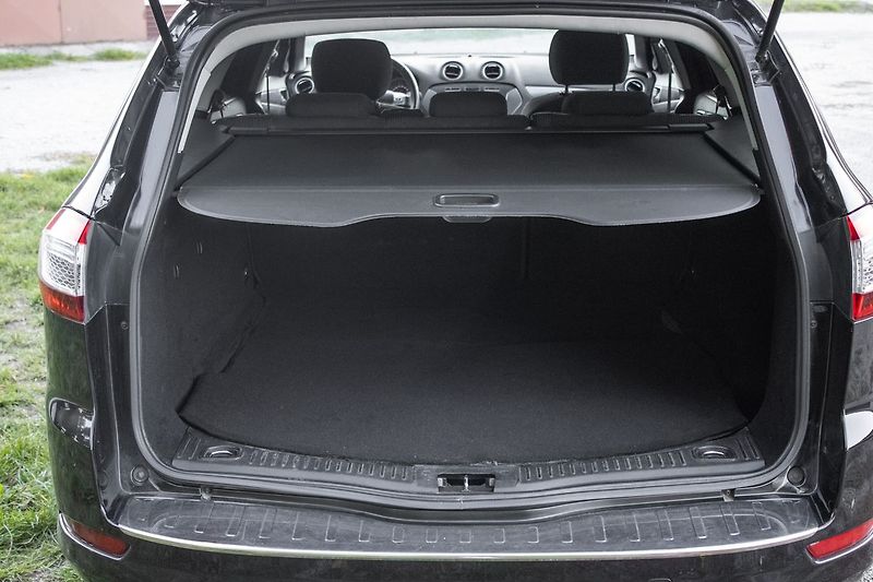 Ford Mondeo Automat,176kW/239k,servisované - fotka 31 z 33