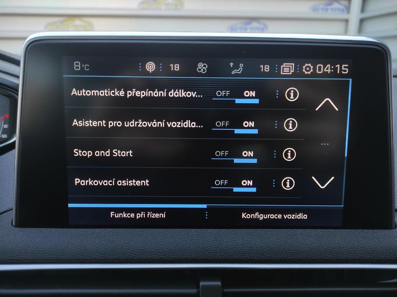 Peugeot 3008 1,5bHDi Allure EAT8 S&S Pano - fotka 20 z 53