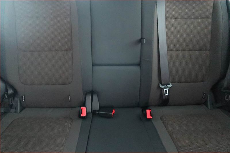 Volkswagen Tiguan (2014) 2.0 TDI, Navi, Park. senzory - fotka 10 z 18