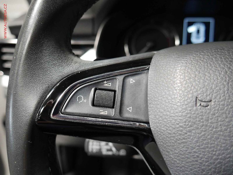Škoda Kamiq (2019) 1.0TSI, 2.maj,ČR, DSG, navi - fotka 16 z 22