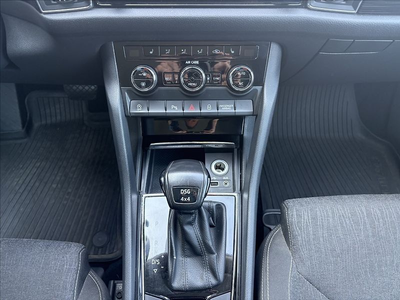 Škoda Kodiaq 2,0 TDI 140 kw ČR 4x4 DSG - fotka 13 z 30