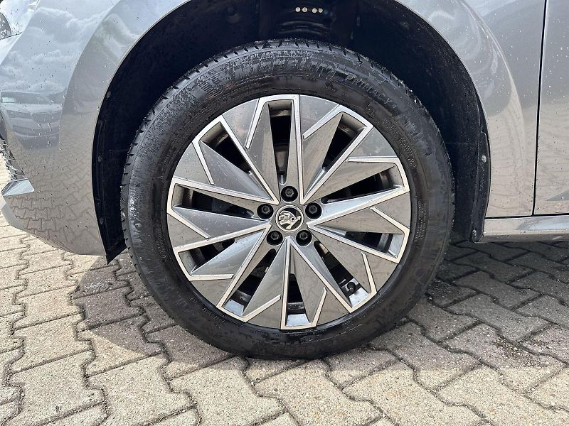 Škoda Kamiq (2023) 1.0 G-TEC Ambition - fotka 24 z 28