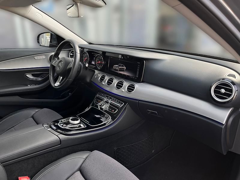 Mercedes-Benz Třídy E Třída E 400 d 4MATIC kombi - fotka 15 z 18