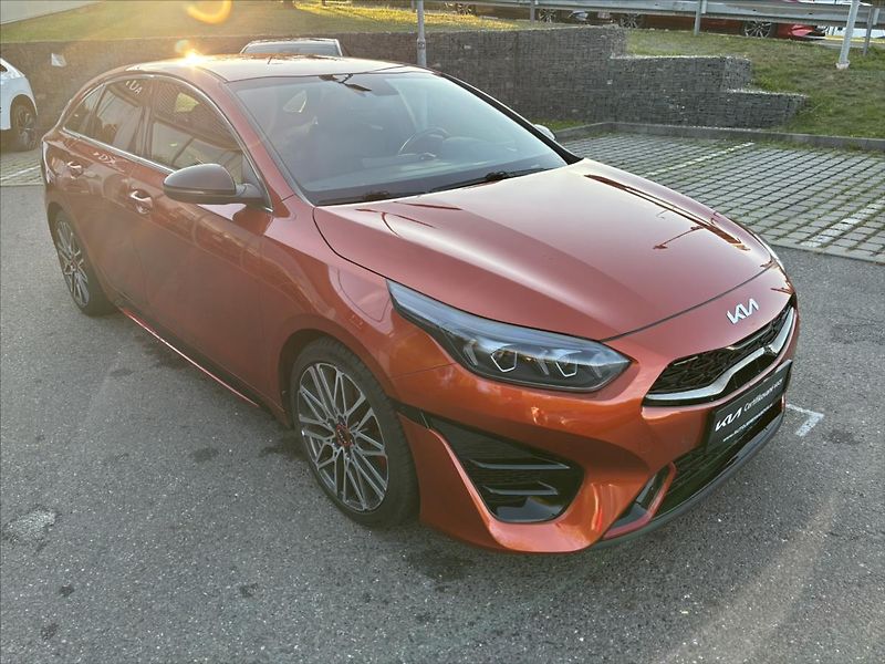 Kia ProCeed 1,6 TGDi 150kW AT GT ZÁRUKA - fotka 7 z 52
