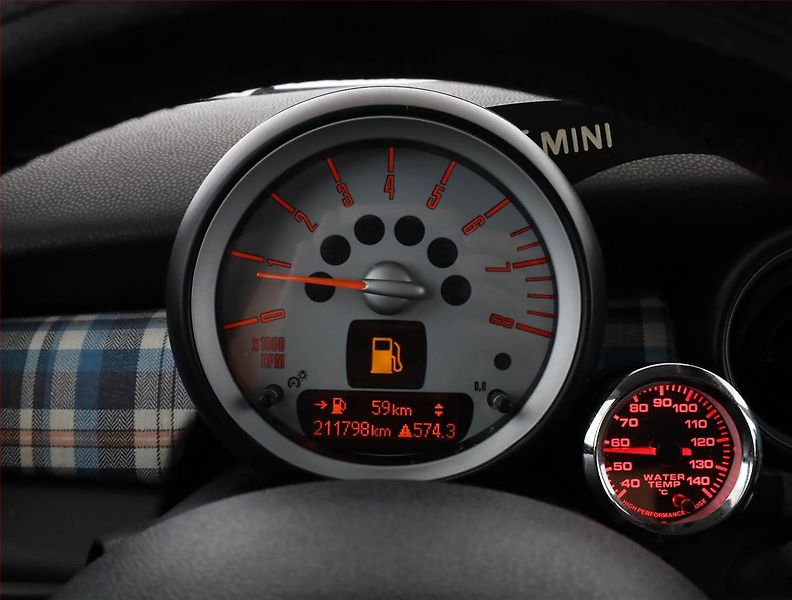 Mini Clubman (2009) Cooper, jezdí výborně - fotka 8 z 14