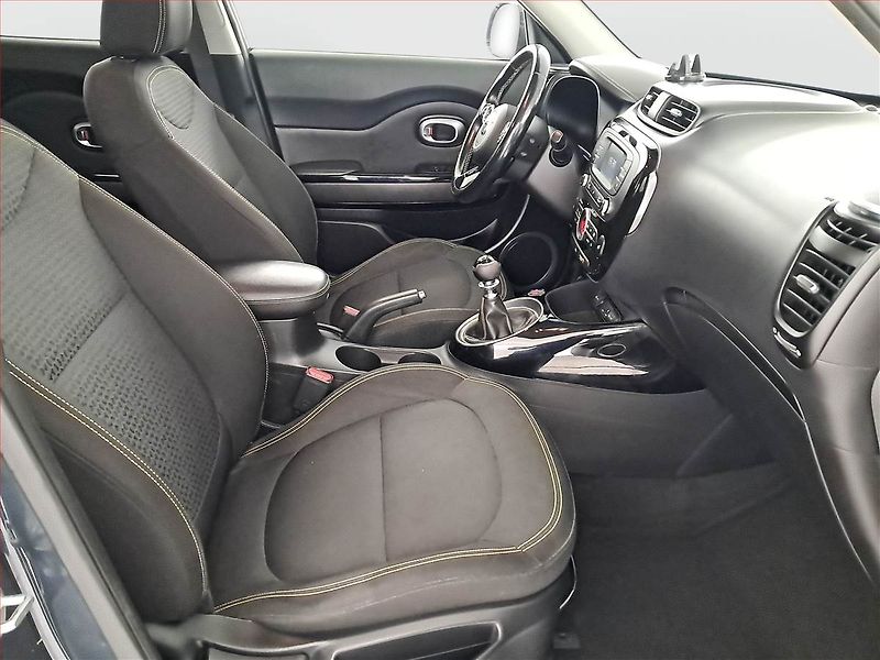 Kia Soul (2015) 1.6 CRDI, Serv.kniha, Tempomat - fotka 9 z 18