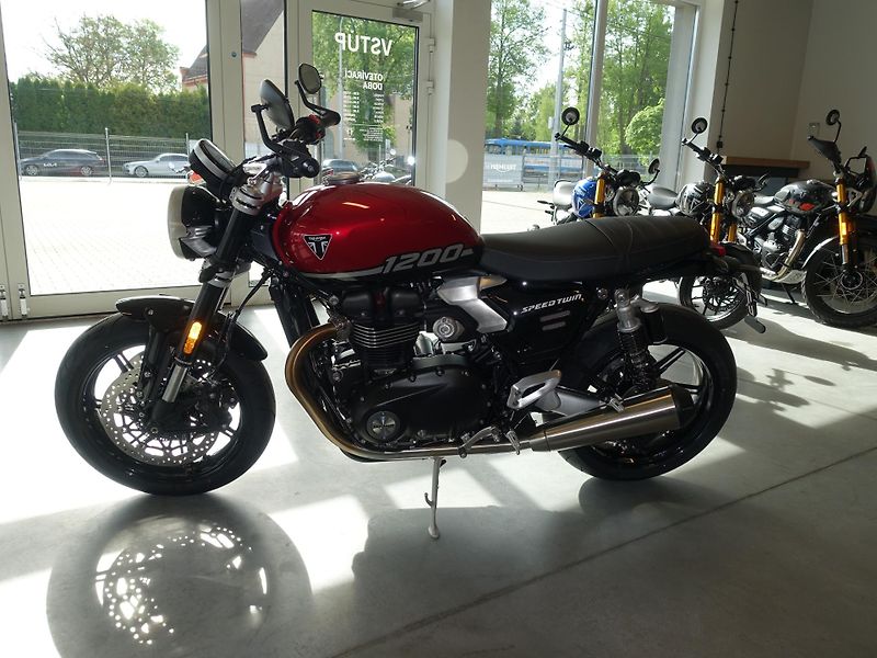 Triumph Speed Twin (2026) 1200 Akce - 40.000,- - fotka 5 z 7