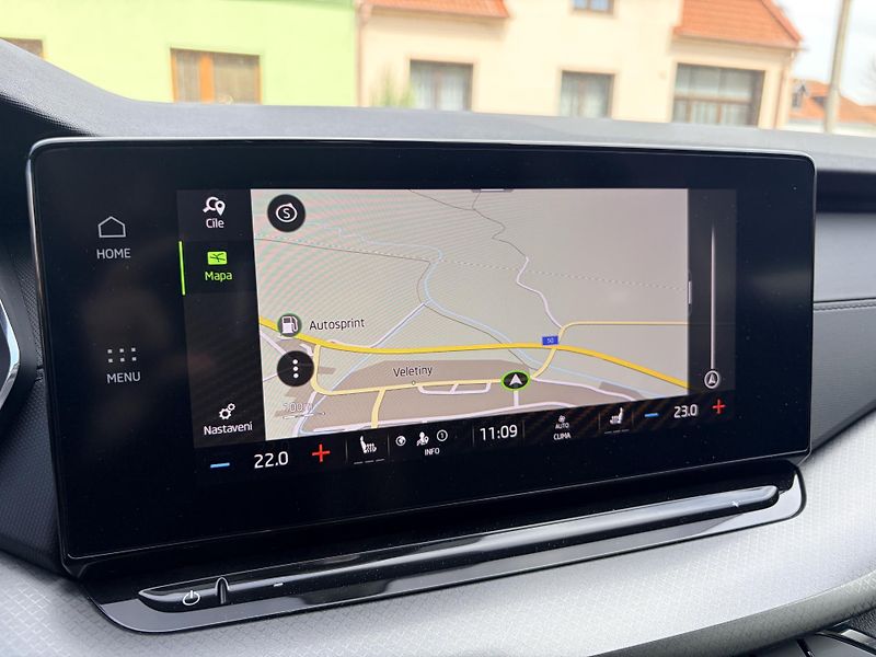 Škoda Octavia 2.0TDI DSG 4x4 STYLE REZERVACE - fotka 29 z 45
