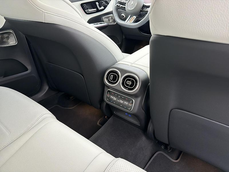 Mercedes-Benz GLC 220d 4M kupé -Premium PLUS - fotka 16 z 24