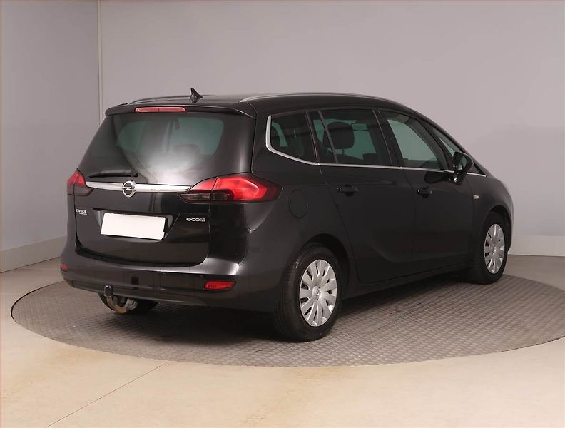 Opel Zafira (2013) 2.0 CDTI, Navi, Tempomat - fotka 5 z 15