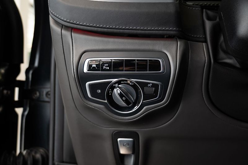 Mercedes-Benz Třídy G Burmester/360/Masážní sedadla - fotka 17 z 25